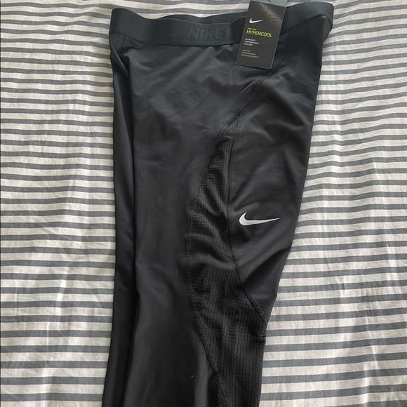 Nike-Pro Hypercool tights NWT! - Picture 2 of 7